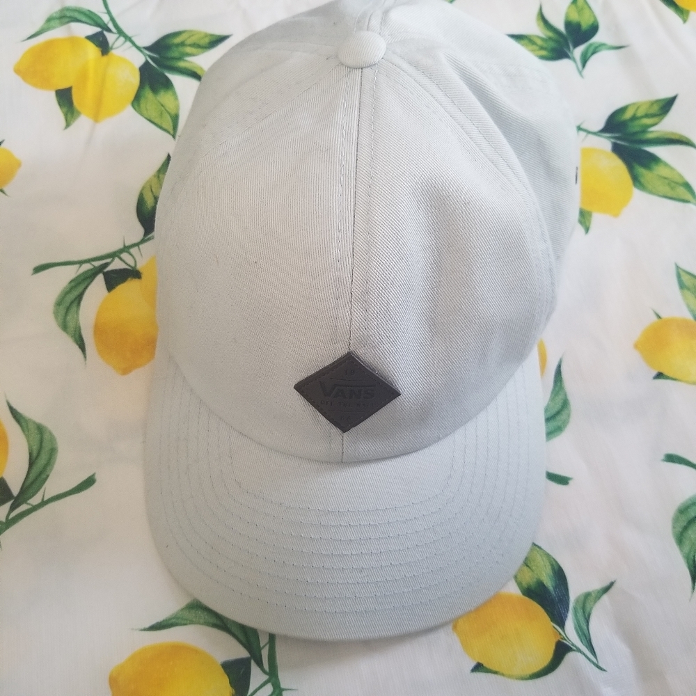 Van's 6 panel cap